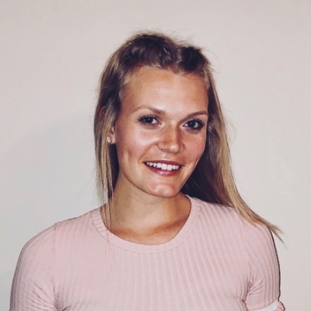 Meet your Posher, Elise